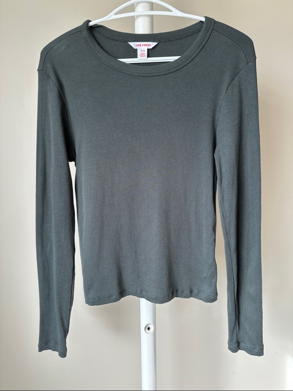Joe Fresh Long Sleeve Ribbed T-Shirt Size Medium - Picture 1 of 8